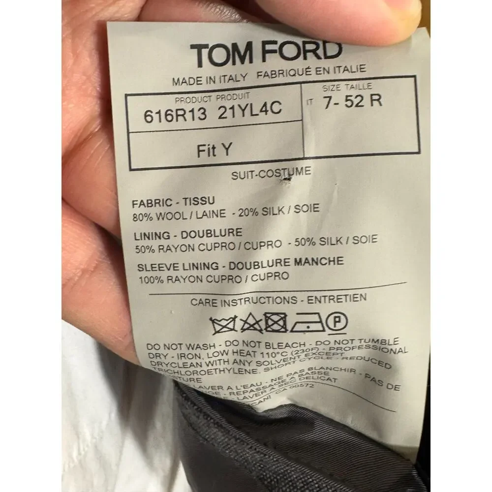 Tom Ford Houndstooth Flannel Wool Silk Peak Lapel Gray Suit 2Pc 52R 42R 37x29